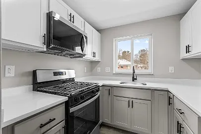 17 Bennett Dr #3 Photo 1