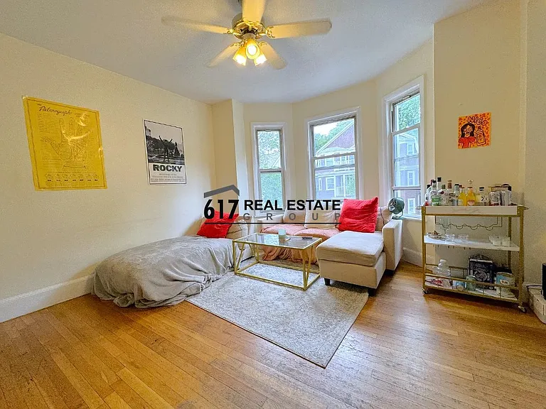 216-2 Freeman St — Photo 3