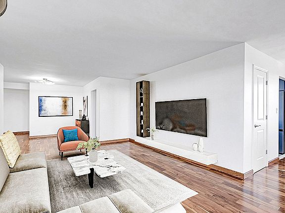 4th image of 110-11 Queens Blvd APT 22H