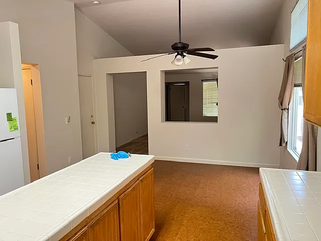120 Philip Dr — Photo 5
