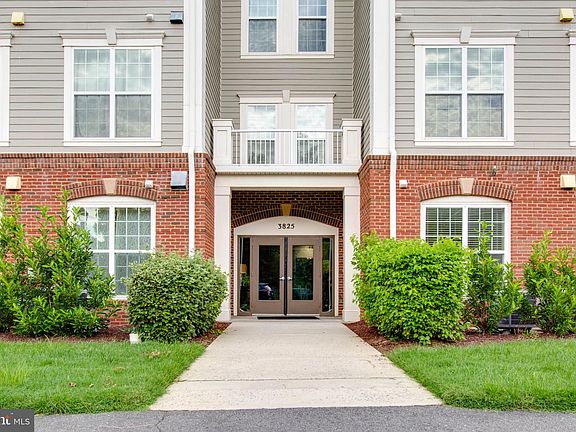 4th image of 3825 Doc Berlin Dr Unit 17