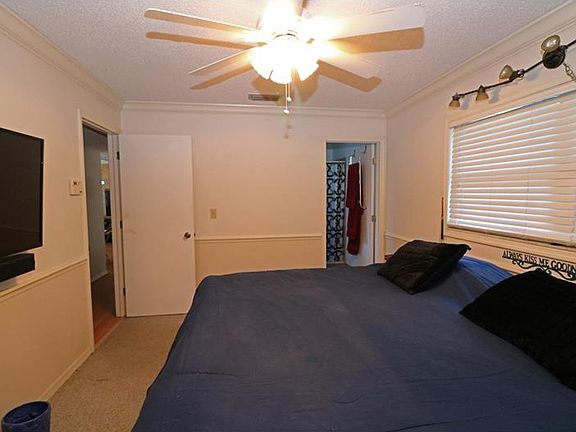 5th image of 1601 Amberlea Dr N