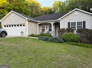 305 Grindstone Creek Dr, Clarkesville, GA 30523