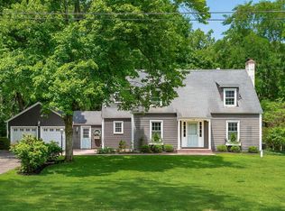 780 Carruthers Dr, Columbus, OH 43235