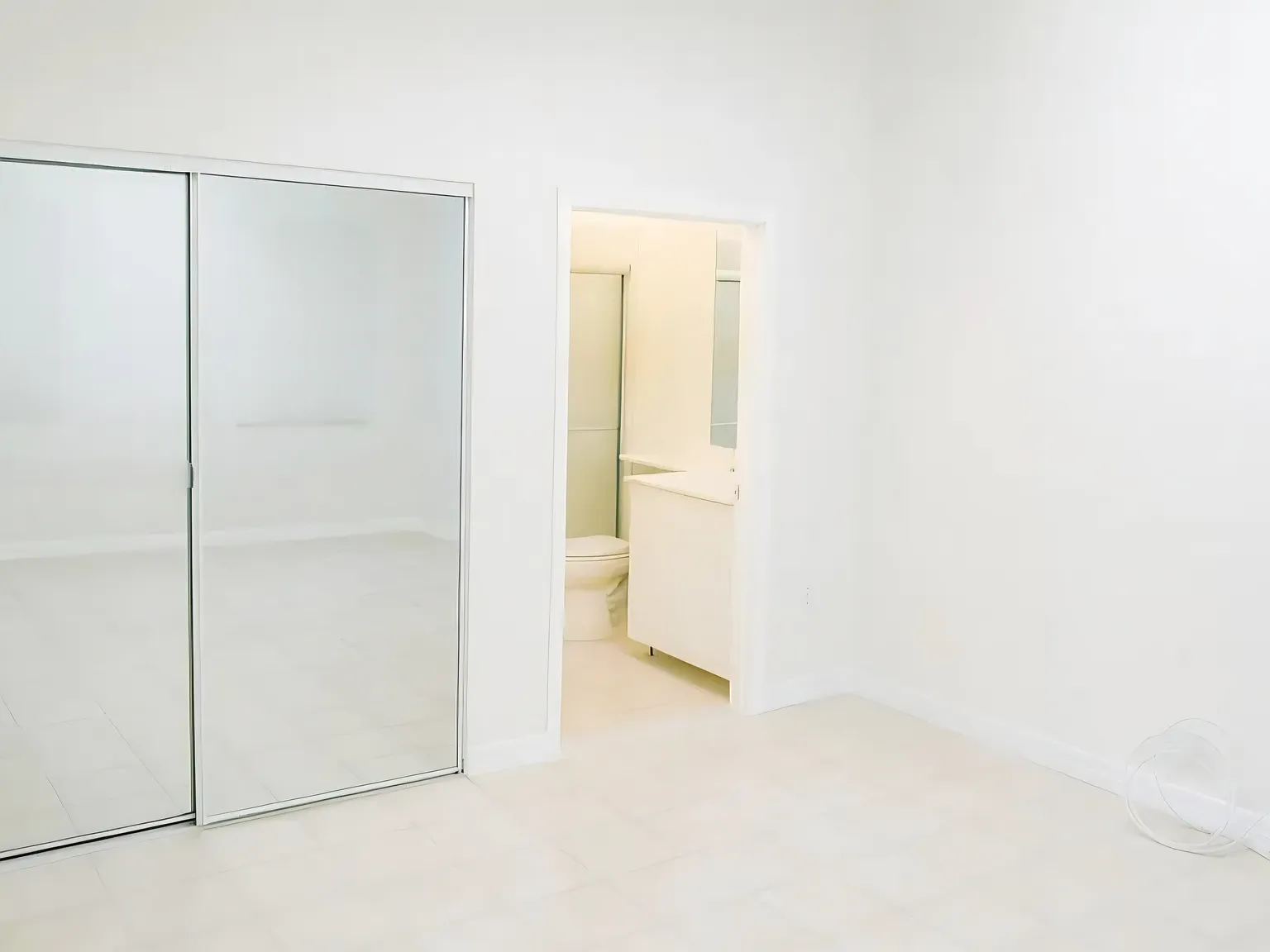 3 bed, 1246 sqft, $2,700 — Photo 4