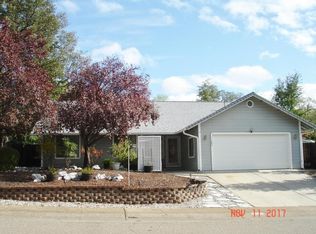 11463 Wales Dr, Redding, CA 96003