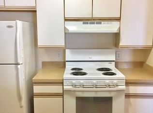 15825 Goddard Rd APT 107, Southgate, MI 48195