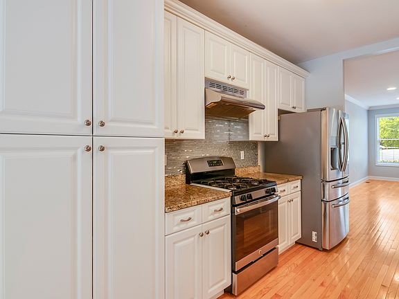 5th image of 1503 Whitney Ln #1503