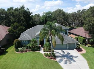 120 Falling Water Dr, Brandon, FL 33511