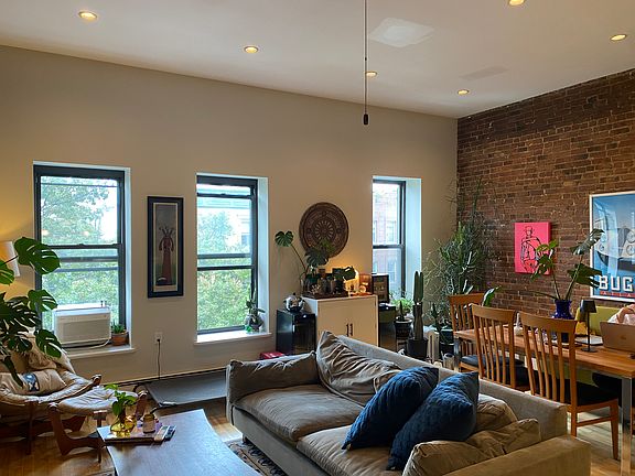2nd image of 289 5th Ave APT 3