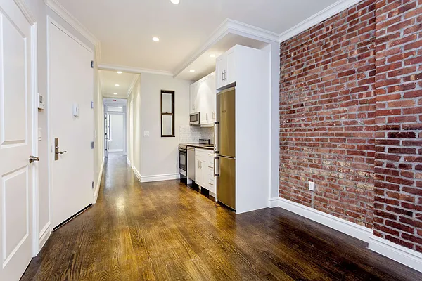 Rented by Town Residential | media 29