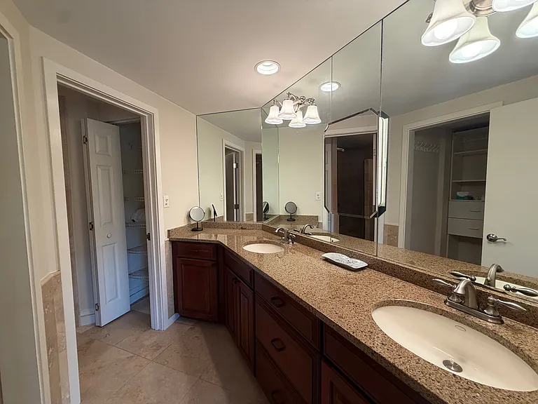 2 Shelter Cove Ln — Photo 13