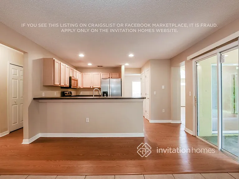 1493 Jupiter Ave — Photo 3