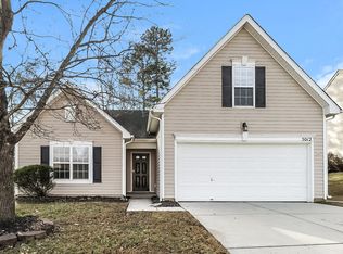 5012 Broad Leaf Ct, Dallas, NC 28034