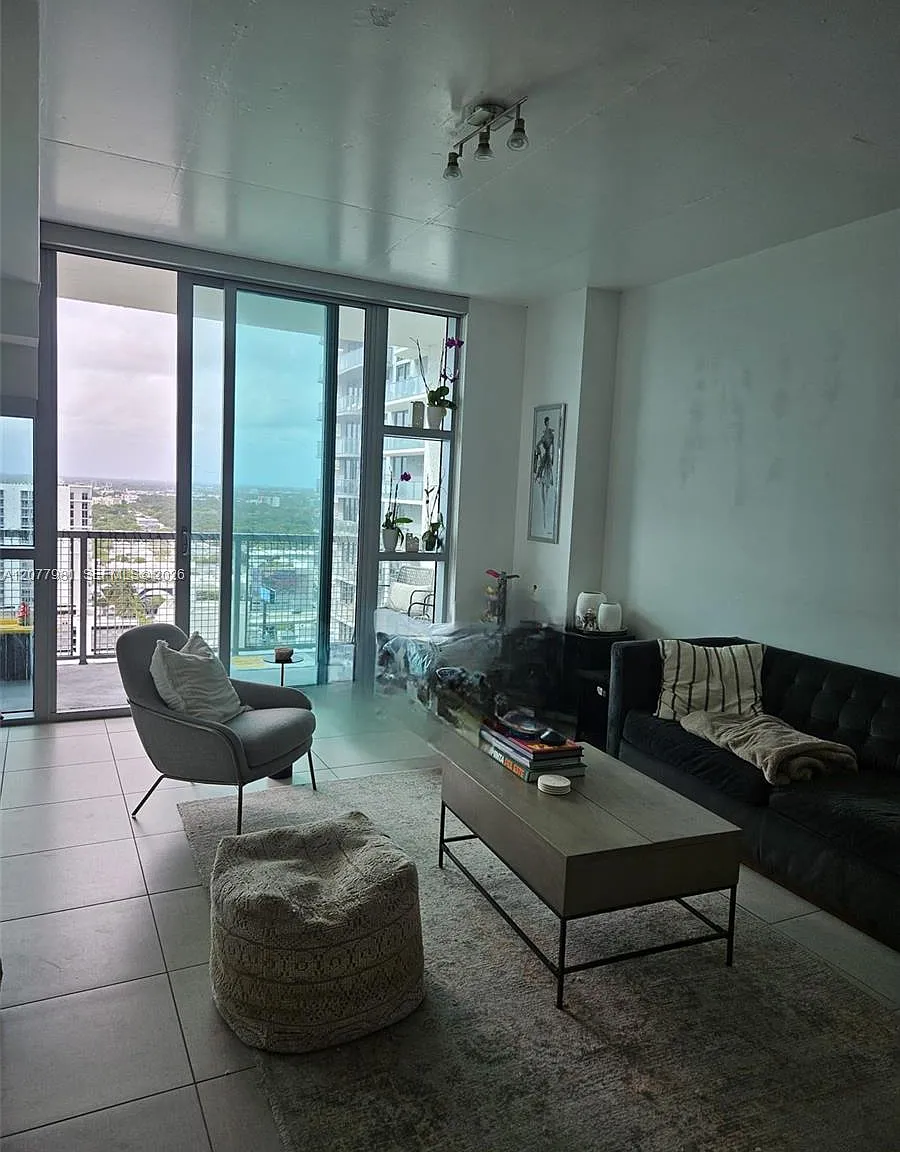 Four Midtown Miami — Photo 4