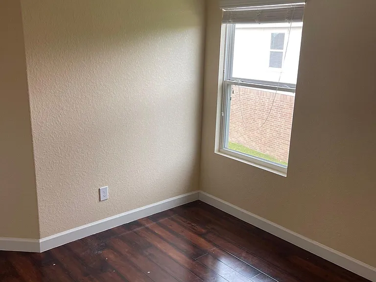2810 Hazelwood Dr — Photo 31