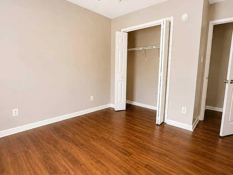 1214 Camellia Woods Ct — Photo 9