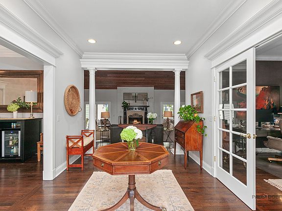 4th image of 5580 Hilltop Ln