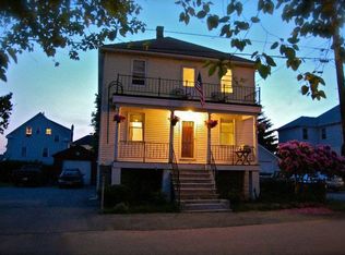 11 Roma St, East Providence, RI 02914