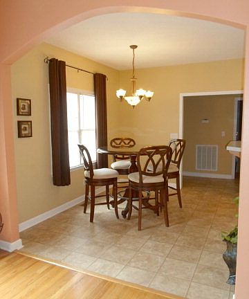 5th image of 104 Whitetail Dr
