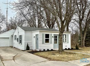 724 Alton Ave, Defiance, OH 43512