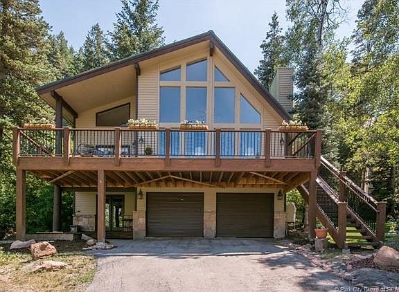 2nd image of 725 Parkview Dr