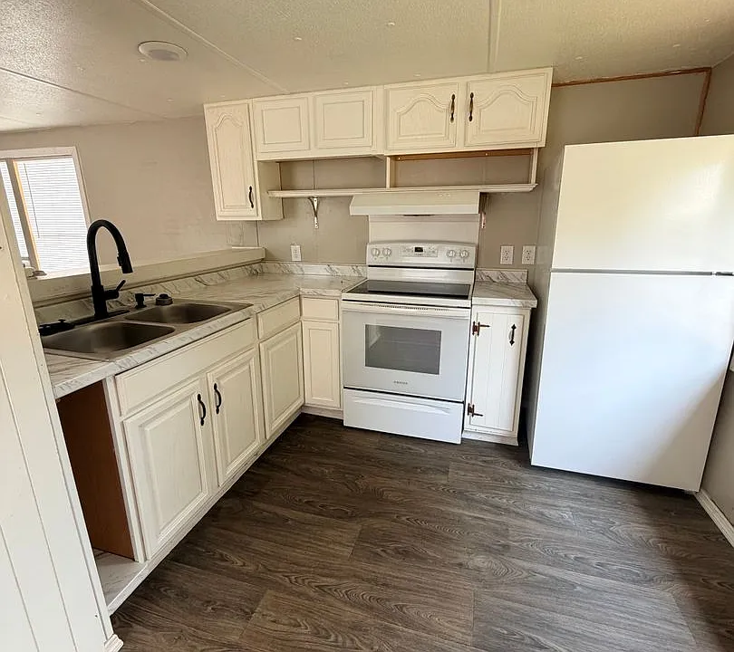 315 Thompson Rd