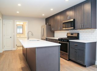 802 River Ave, Providence, RI 02908