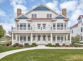 432 Beachfront Ct #732, Sheboygan, WI