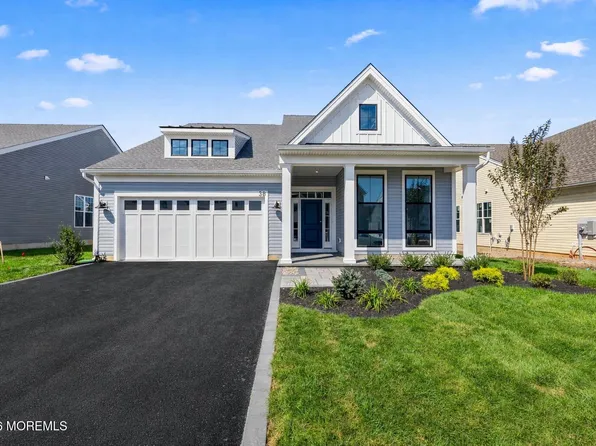 38 Sofia Drive, Manalapan, NJ 07726