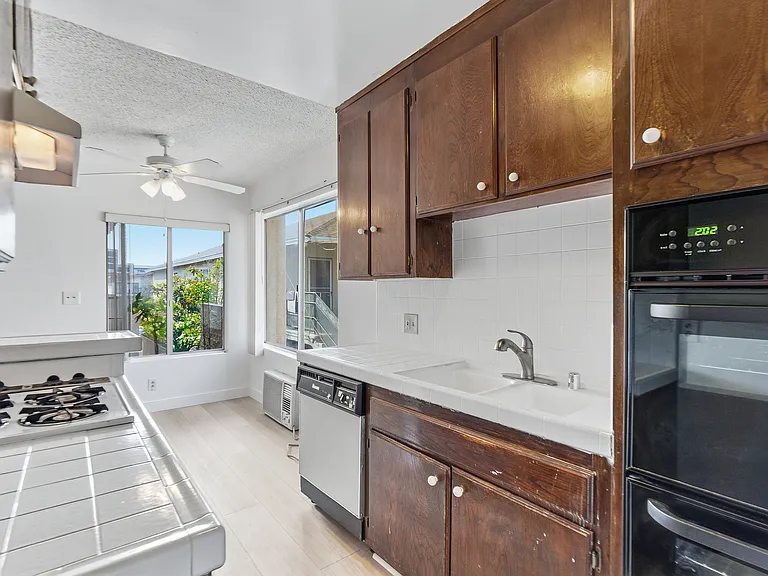 3760 Vinton Ave #3 — Photo 5