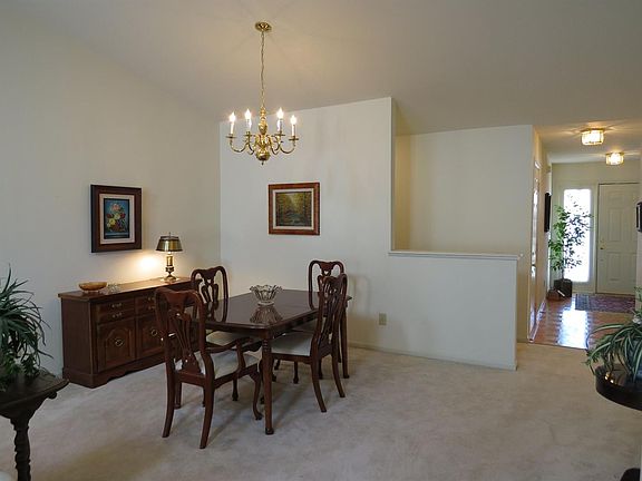 5th image of 8474 Bridle Ct