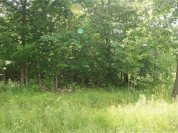 5th image of 104 Oak Hill Cir