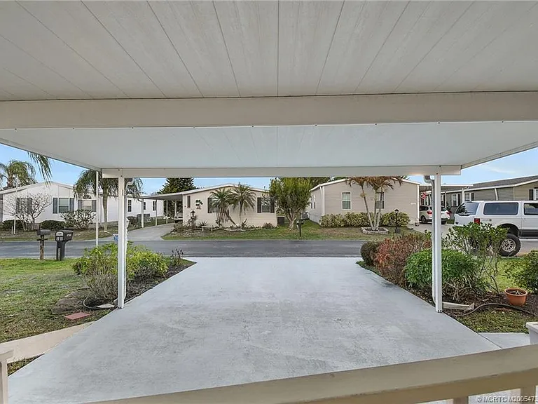 7073 SE Birchwood Ln — Photo 8