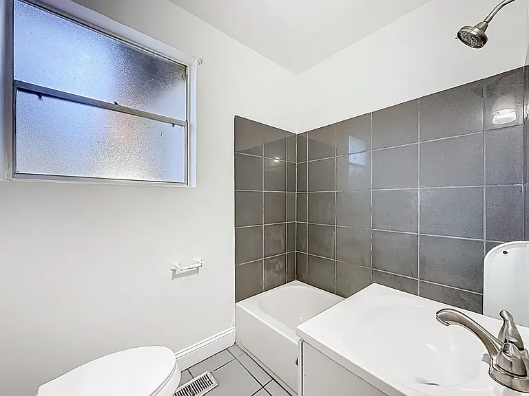 5330 Quan Dr — Photo 31