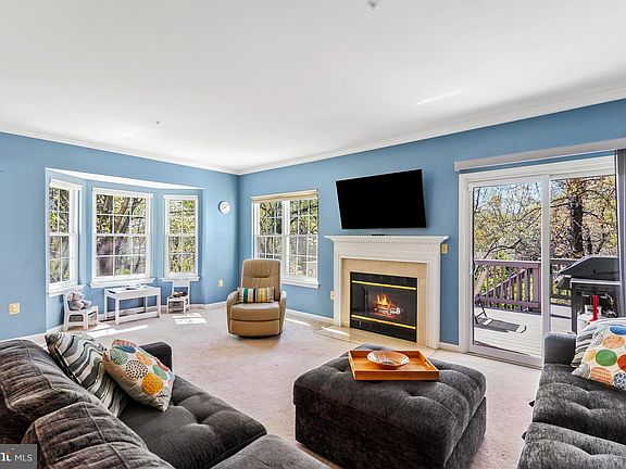 3rd image of 11230 Watermill Ln