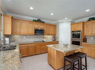 30705 Early Round Dr, Canyon Lake, CA 92587