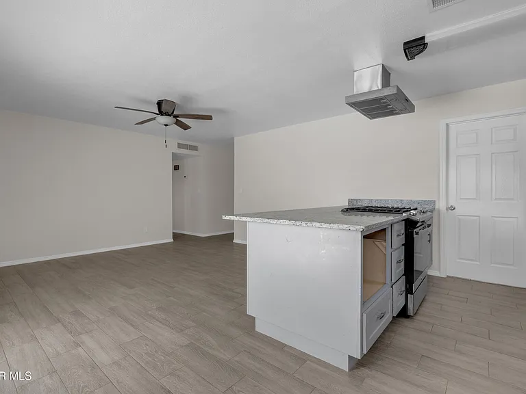 10516 Cuesta Brava Ln — Photo 10
