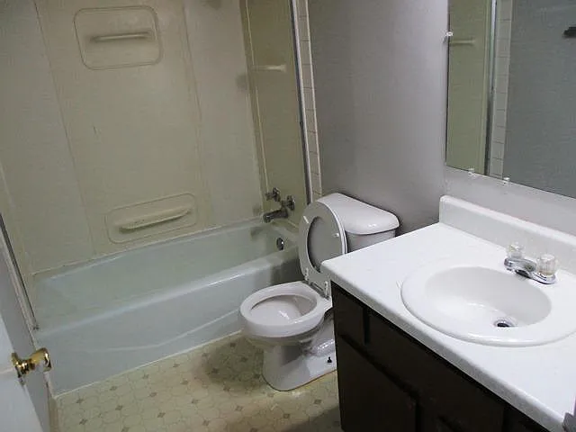 1502 Northbrook Dr — Photo 7