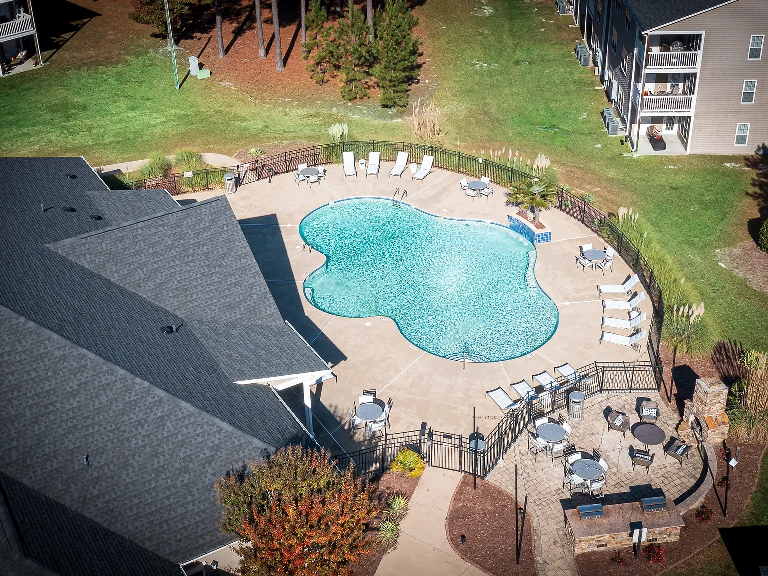 Waterford Apartments — Photo 4