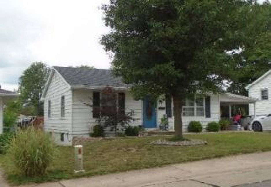 1st image of 215 Kuhne Blvd