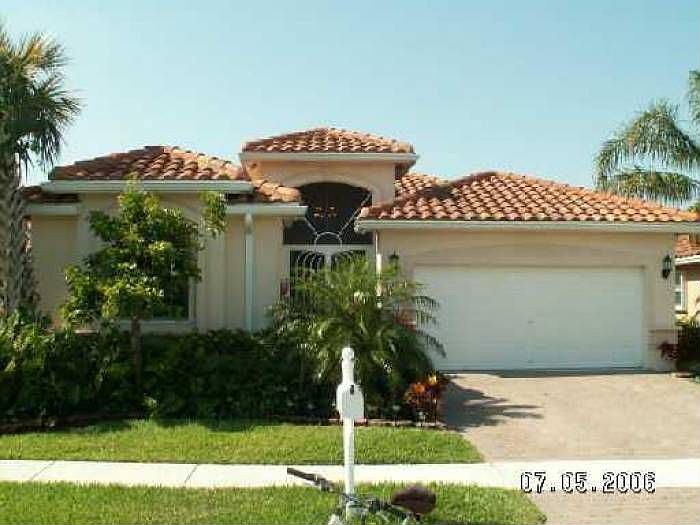 1st image of 7542 Caprio Dr