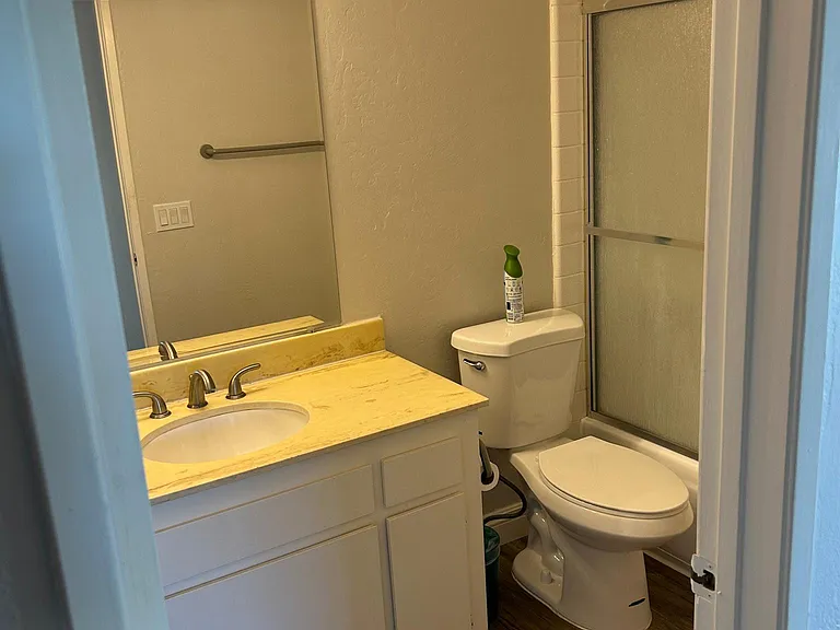 2nd bathroom