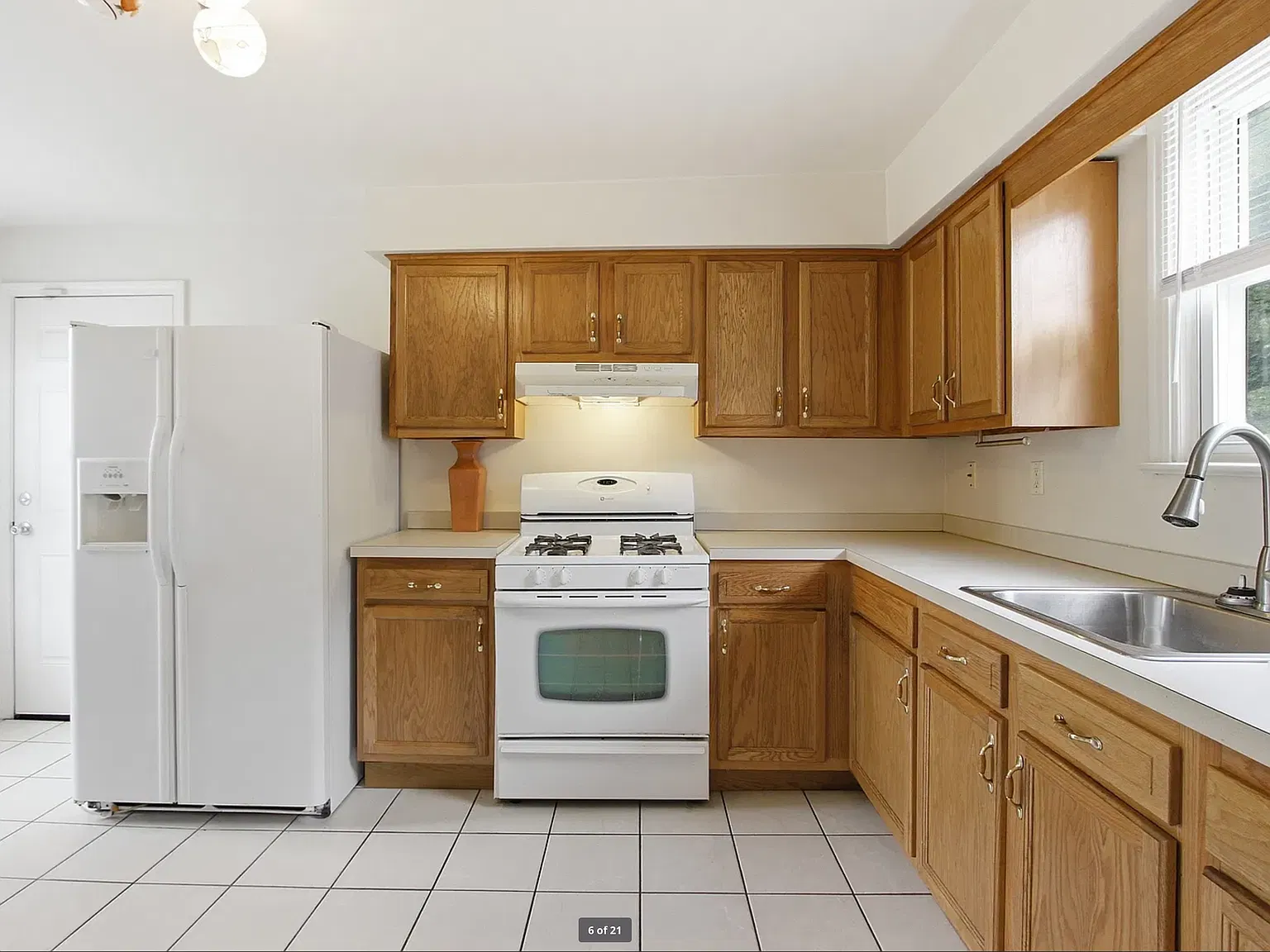 3 bed, 1088 sqft, $1,600 — Photo 4