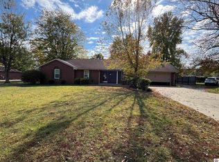 940 Christa Dr, Paducah, KY 42003