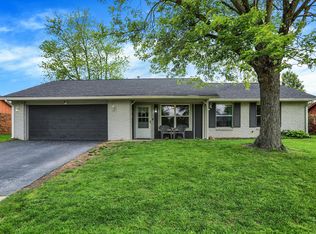 200 Forum Dr, Whiteland, IN