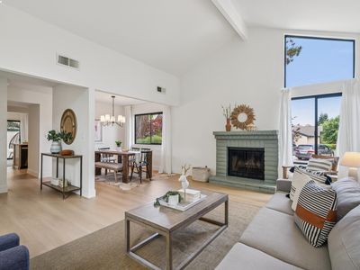 101 Carob Ln, Alameda, CA, 94502