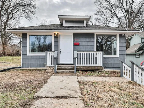 5425 E 27th Ter, Kansas City, MO 64128