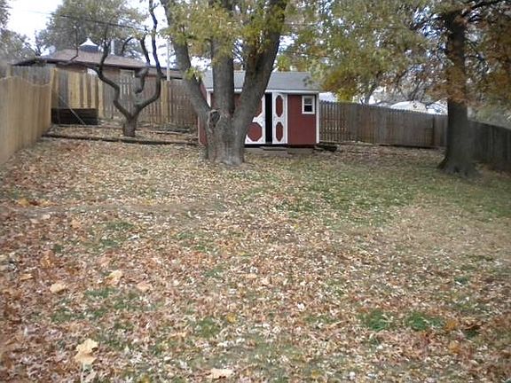 5th image of 11700 E 9th St S