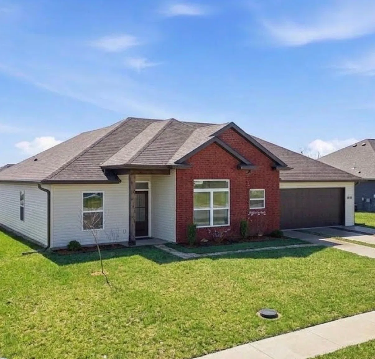 3 bed, 1440 sqft, $1,880 — Photo 1